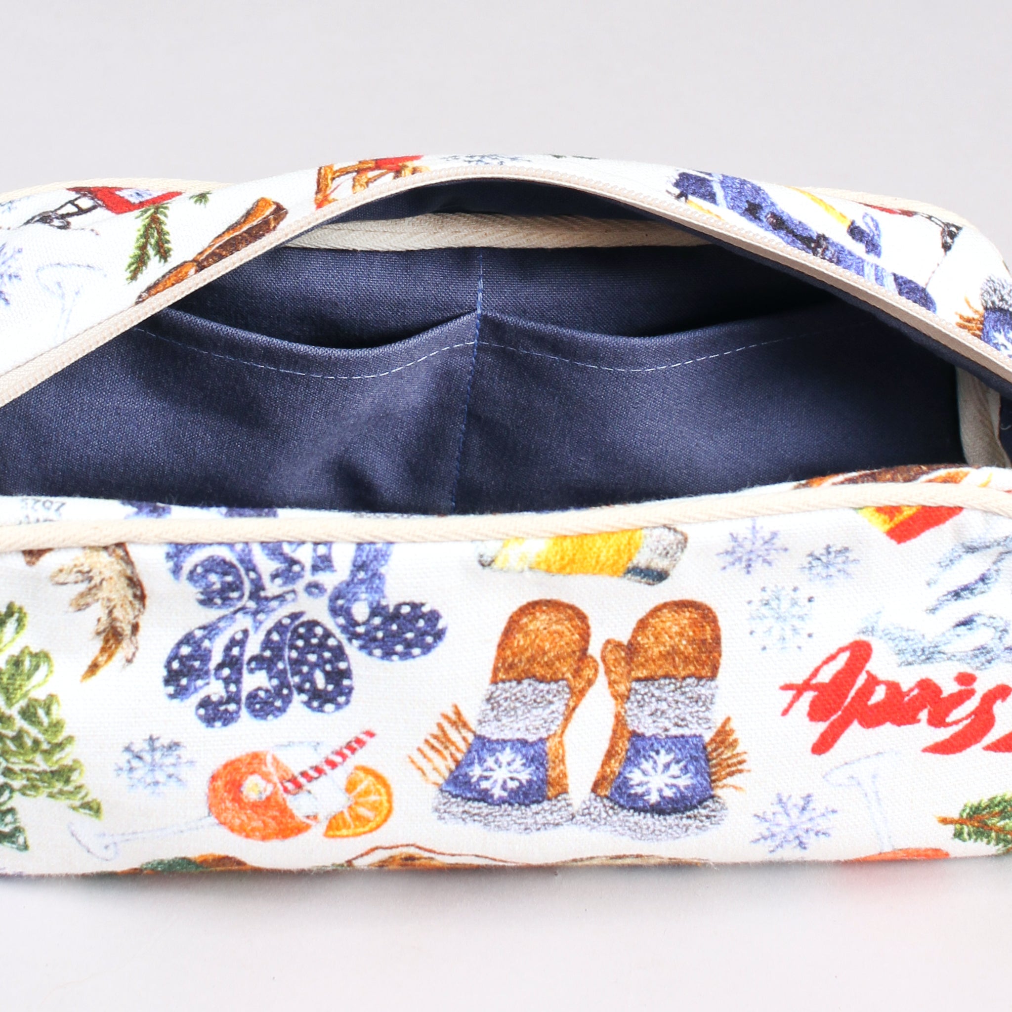 Apres Ski - toiletry bag