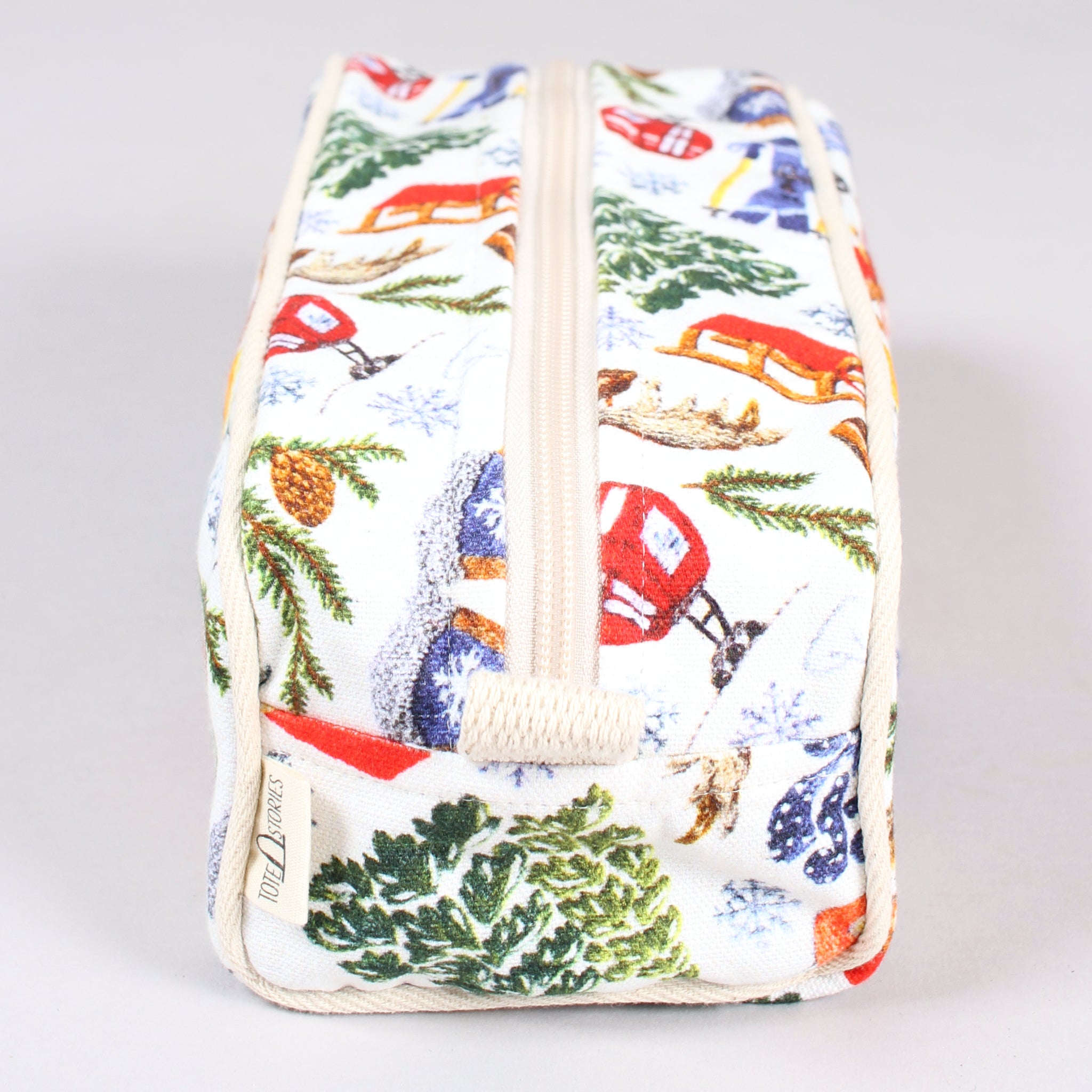 Apres Ski - toiletry bag