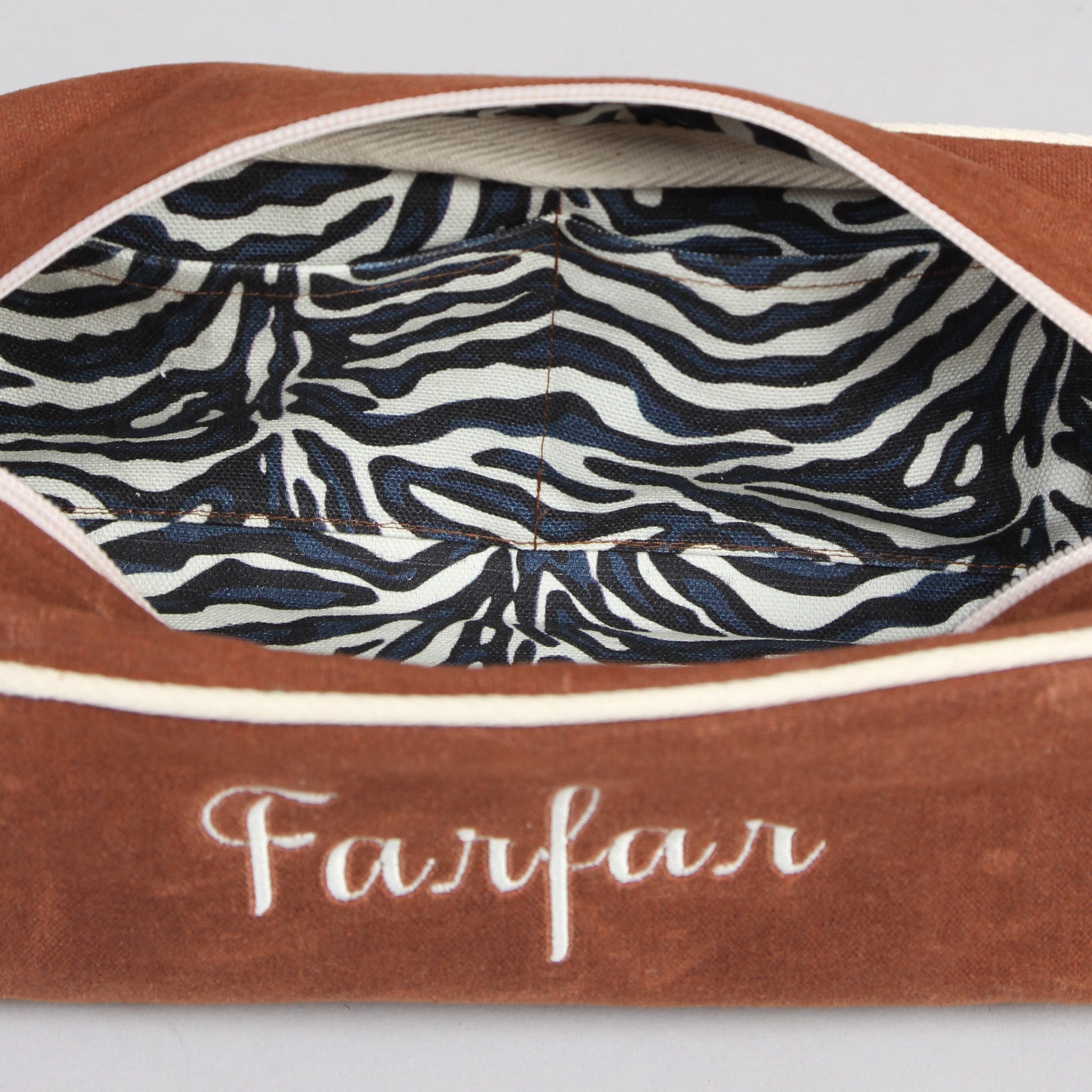 Toiletry Bag - Bahia Brown - Pockets