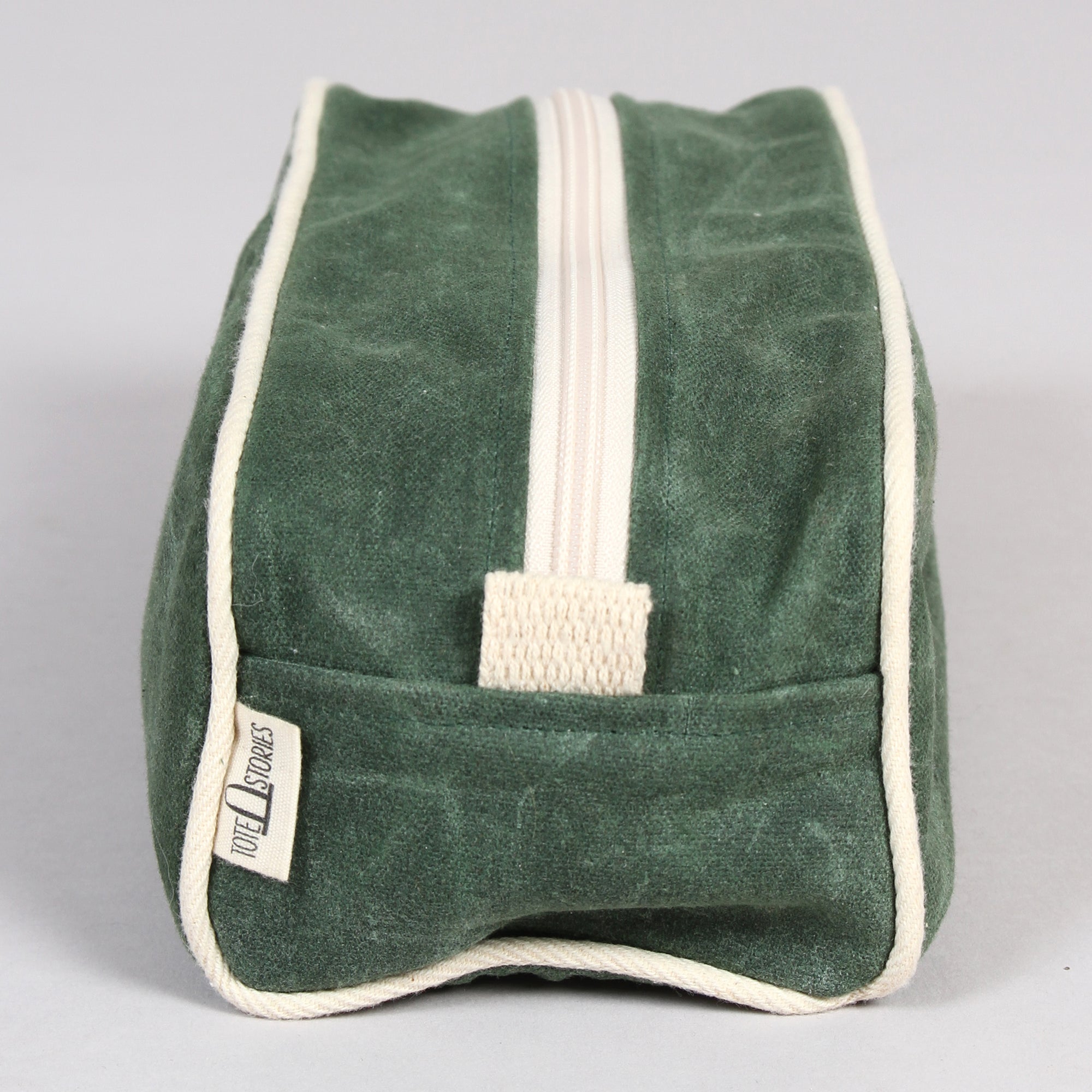 Toiletry Bag - Deerfield Green - Tag