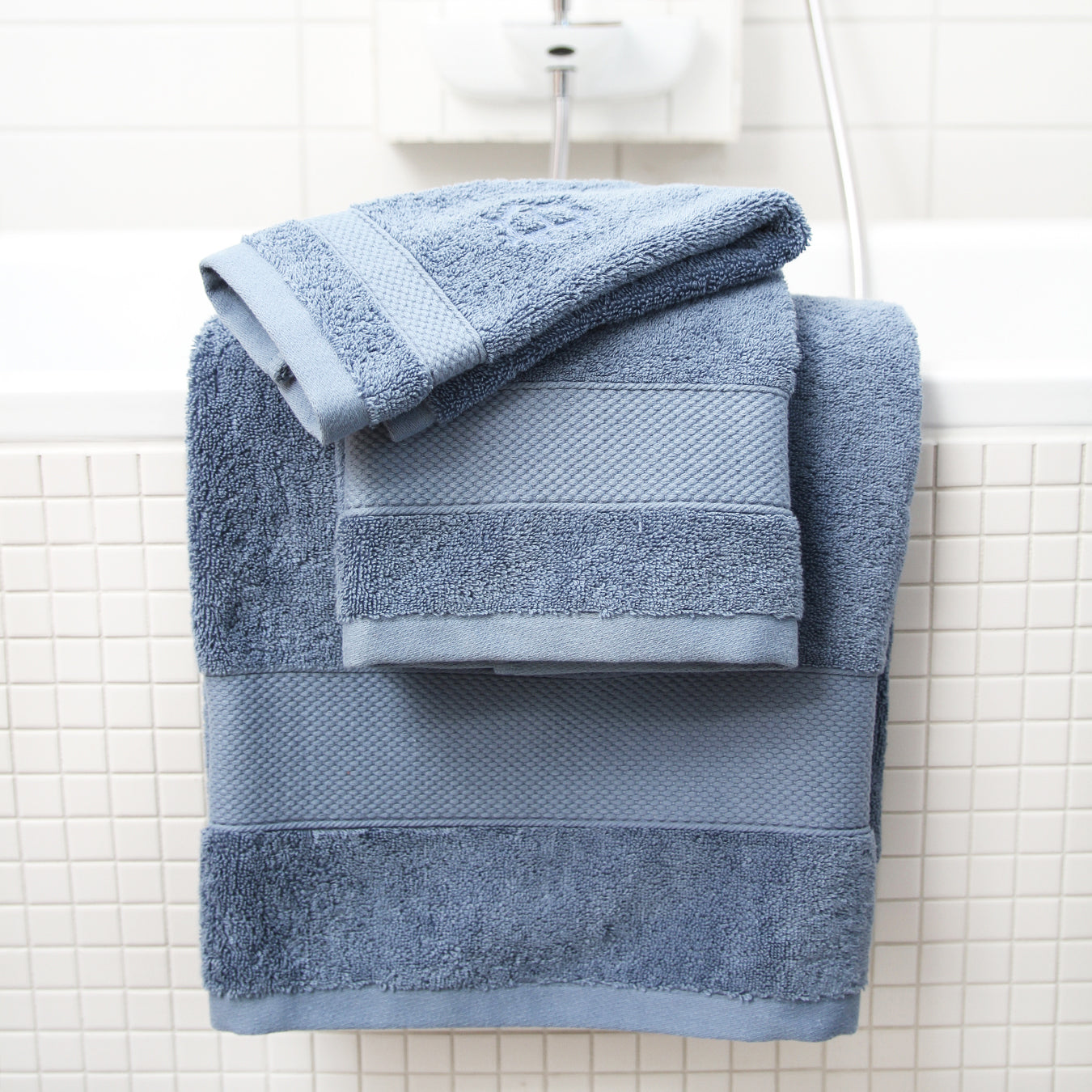 Bathtowel Falsterbo Sky Set